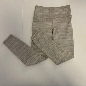 Athleta Cream Striped 7/8 length Leggings Size XS